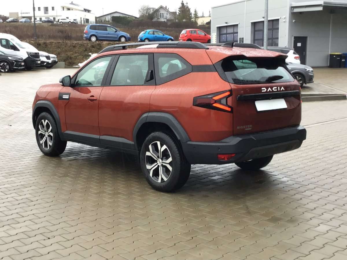 Fahrzeugbild eines Dacia Bigster