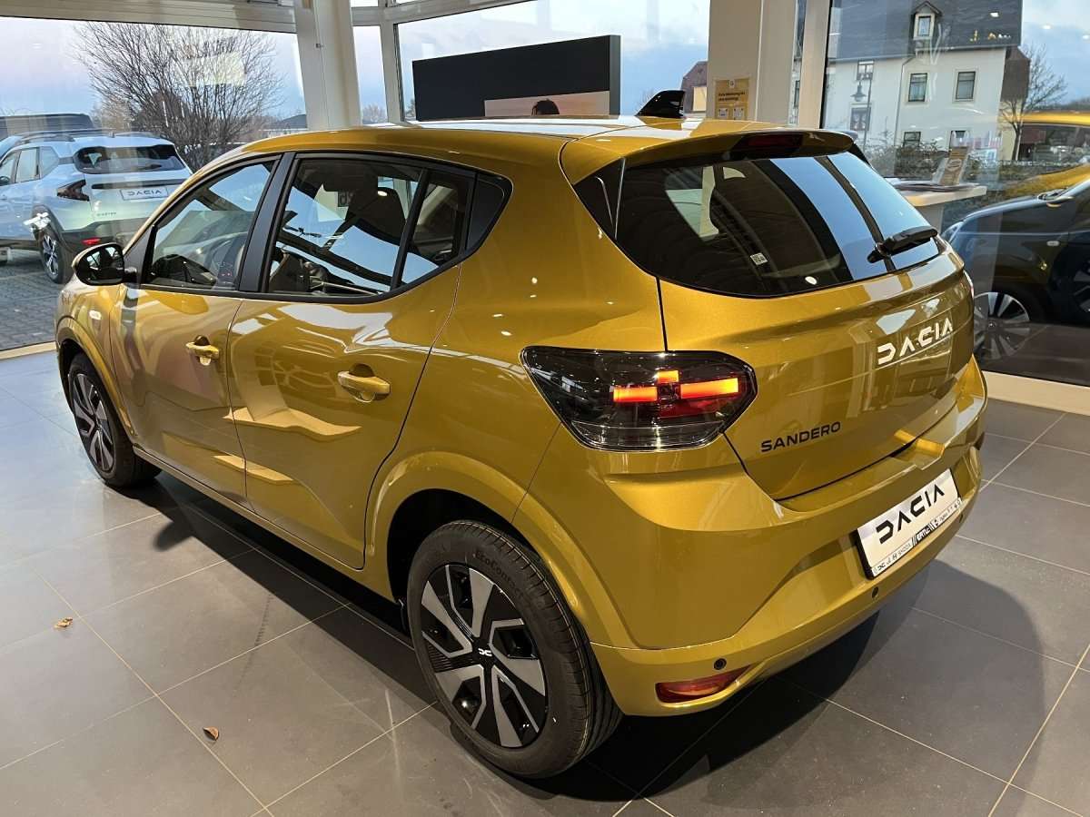 Fahrzeugbild eines Dacia Sandero