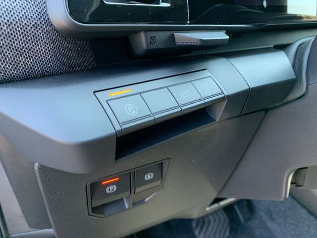 Fahrzeugbild eines Renault Scenic E-TECH