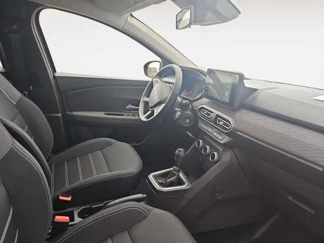 Fahrzeugbild eines Dacia Jogger