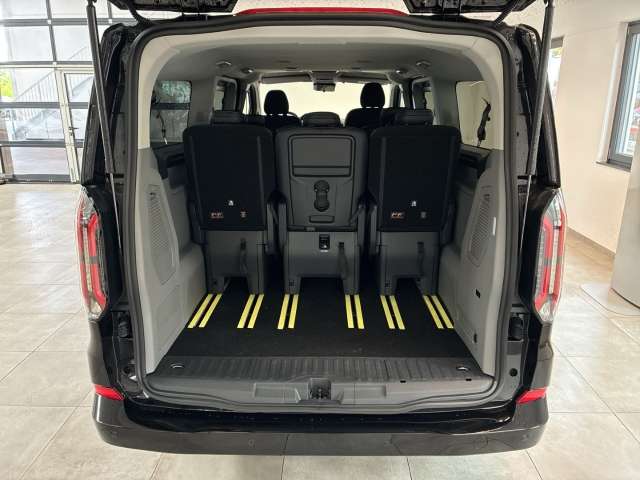 Fahrzeugbild eines Ford Tourneo Custom