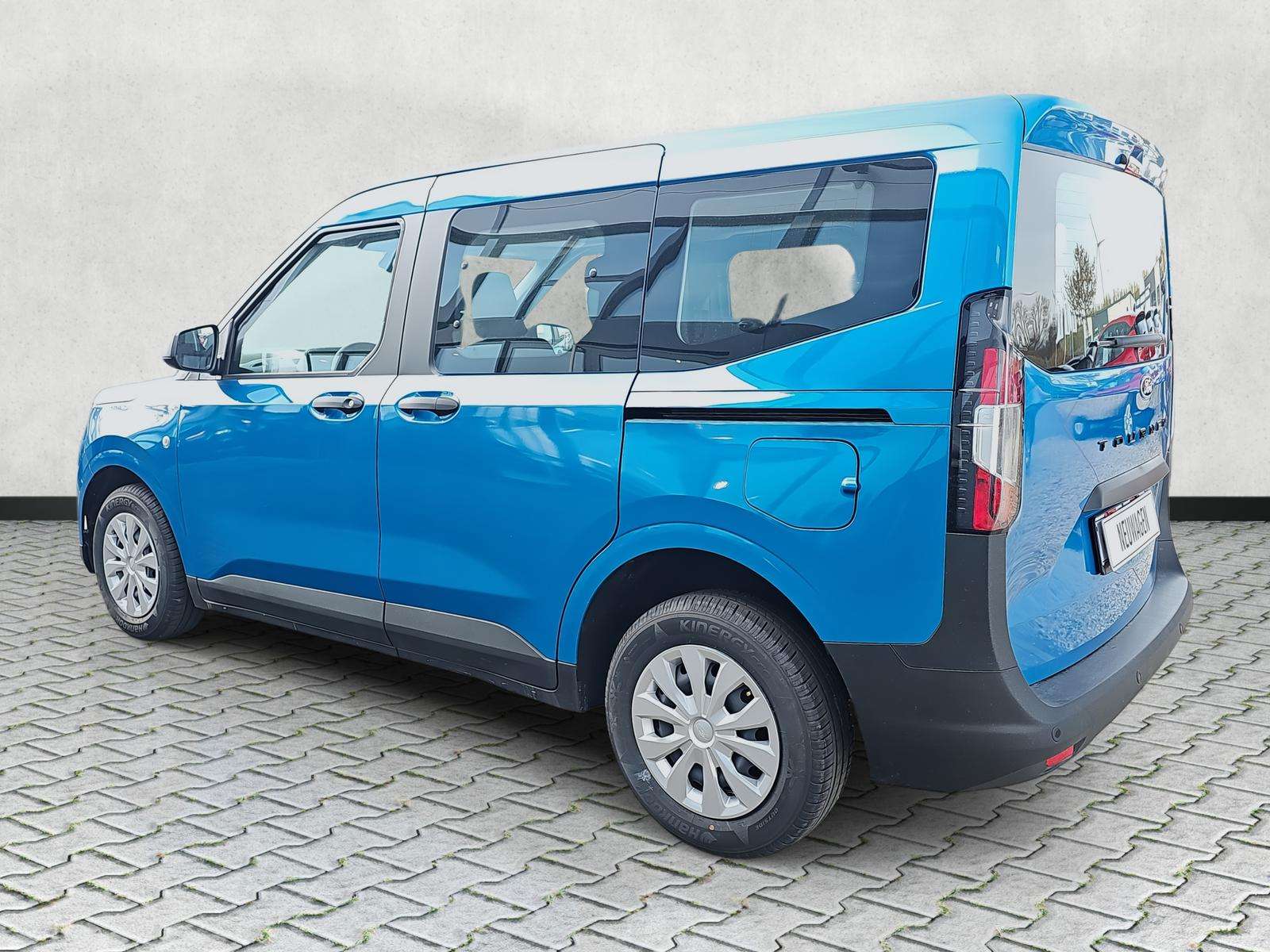 Fahrzeugbild eines Ford Tourneo Courier