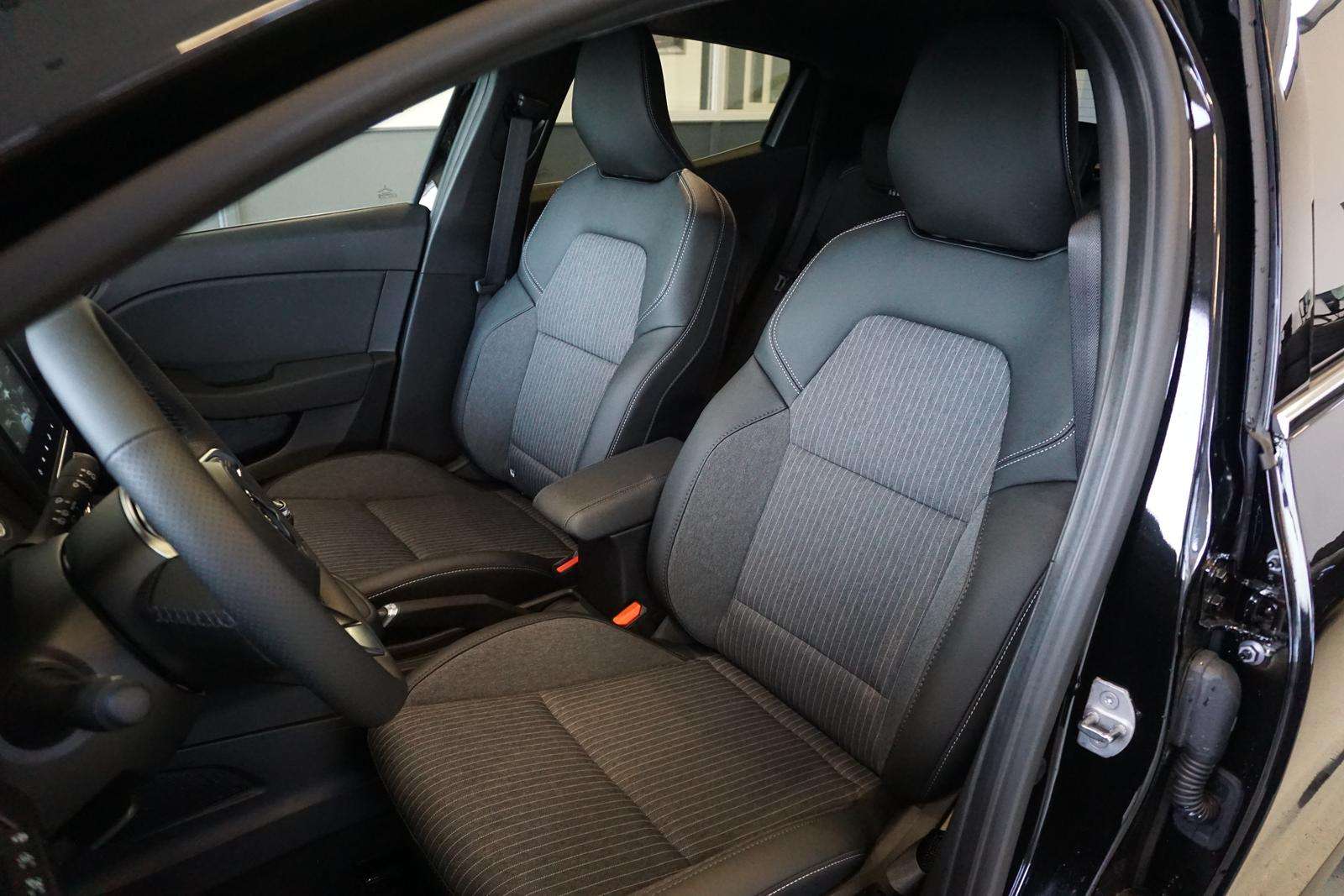 Fahrzeugbild eines Mitsubishi Colt