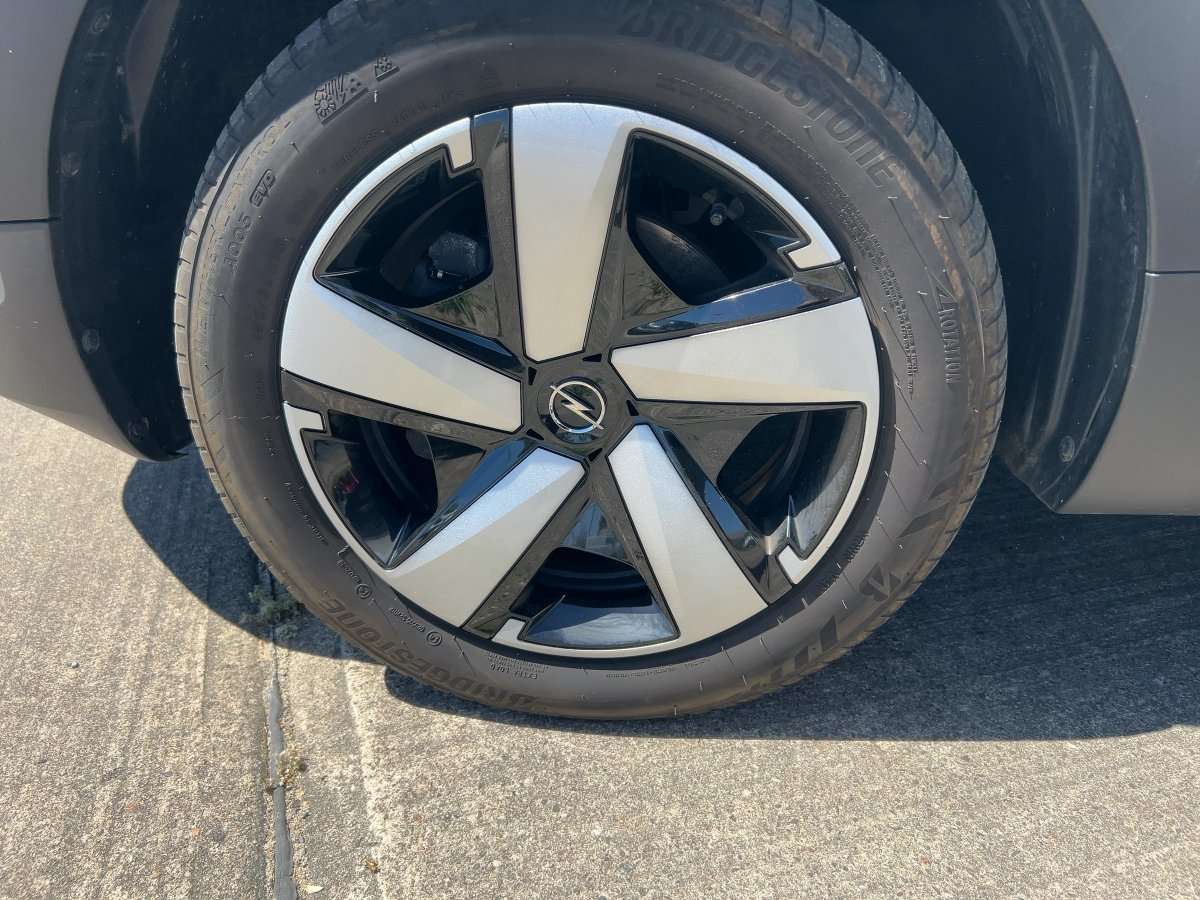 Fahrzeugbild eines Opel Crossland X