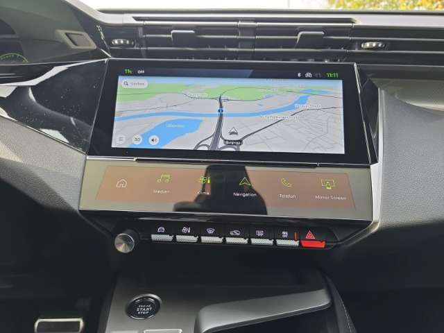 Fahrzeugbild eines Peugeot 408