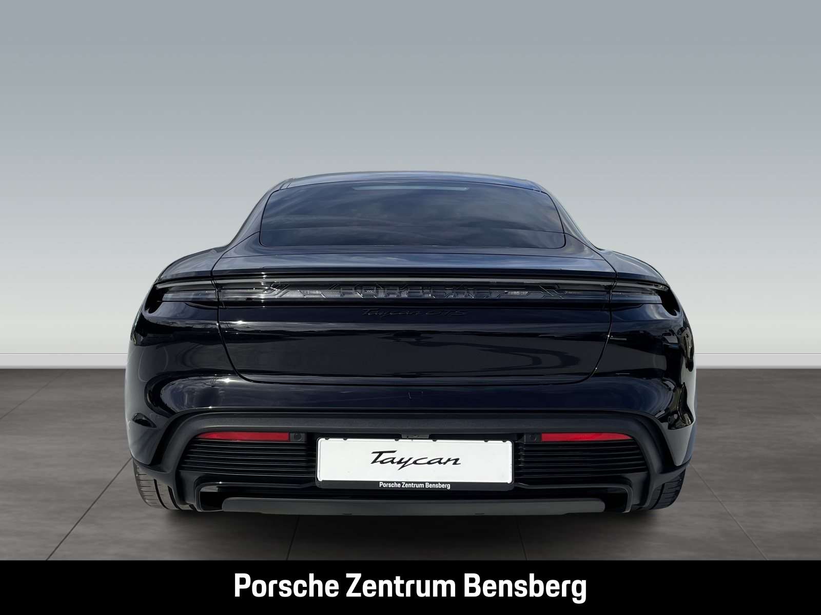 Fahrzeugbild eines Porsche Taycan