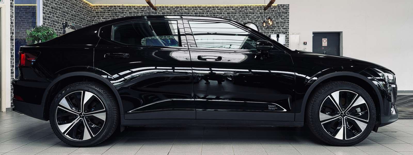 Fahrzeugbild eines Polestar 2