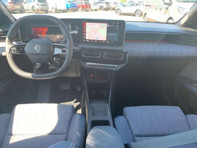 Fahrzeugbild eines Renault 4 E-TECH