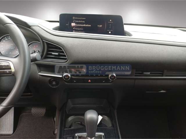 Fahrzeugbild eines Mazda CX-30