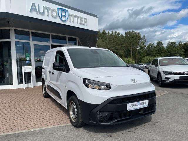 Fahrzeugbild eines Toyota Proace City