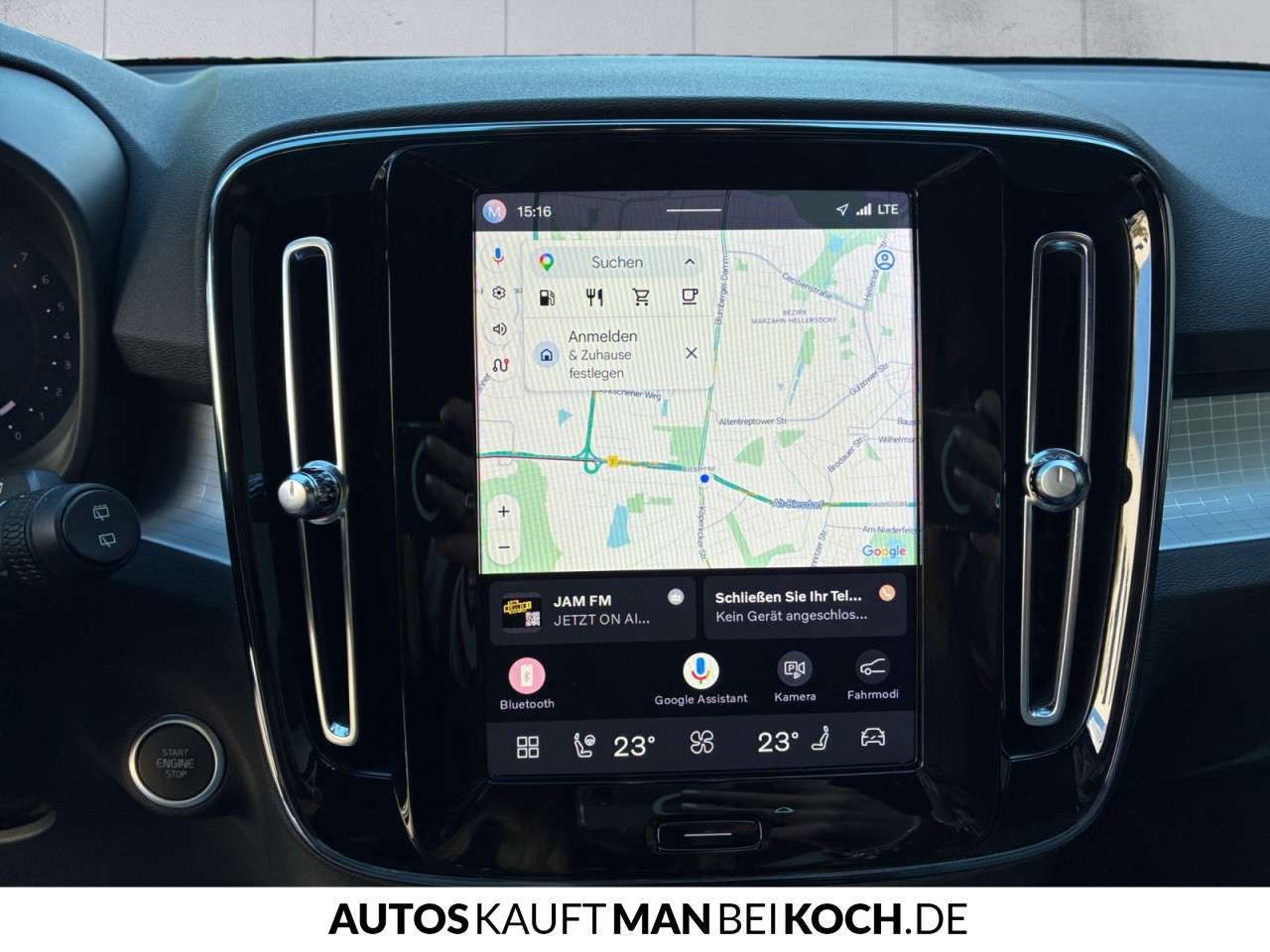 Fahrzeugbild eines Volvo XC40