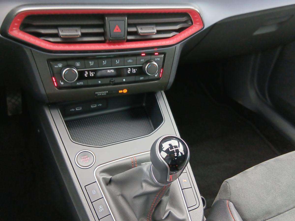 Fahrzeugbild eines SEAT Ibiza