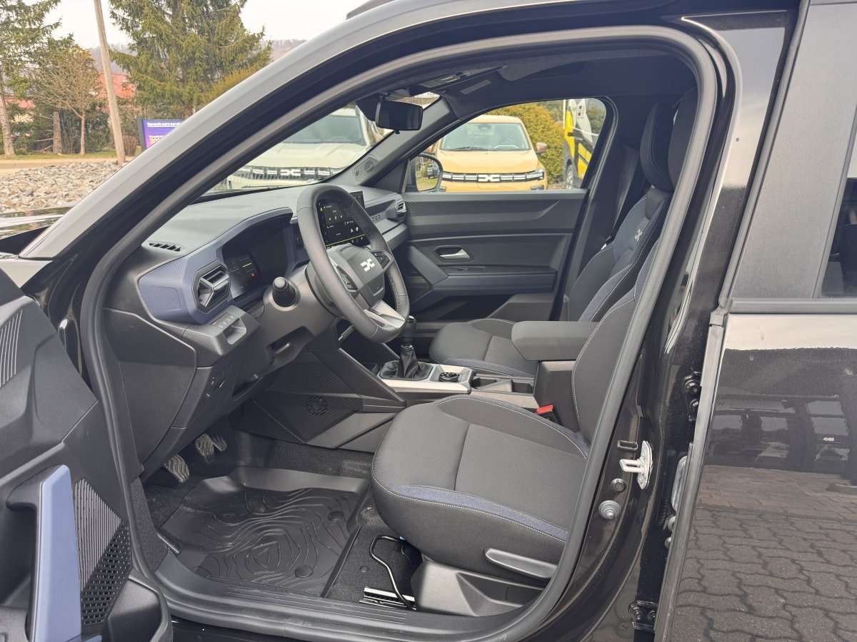 Fahrzeugbild eines Dacia Duster