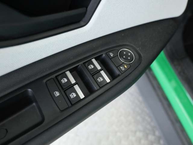 Fahrzeugbild eines Renault 5 E-TECH