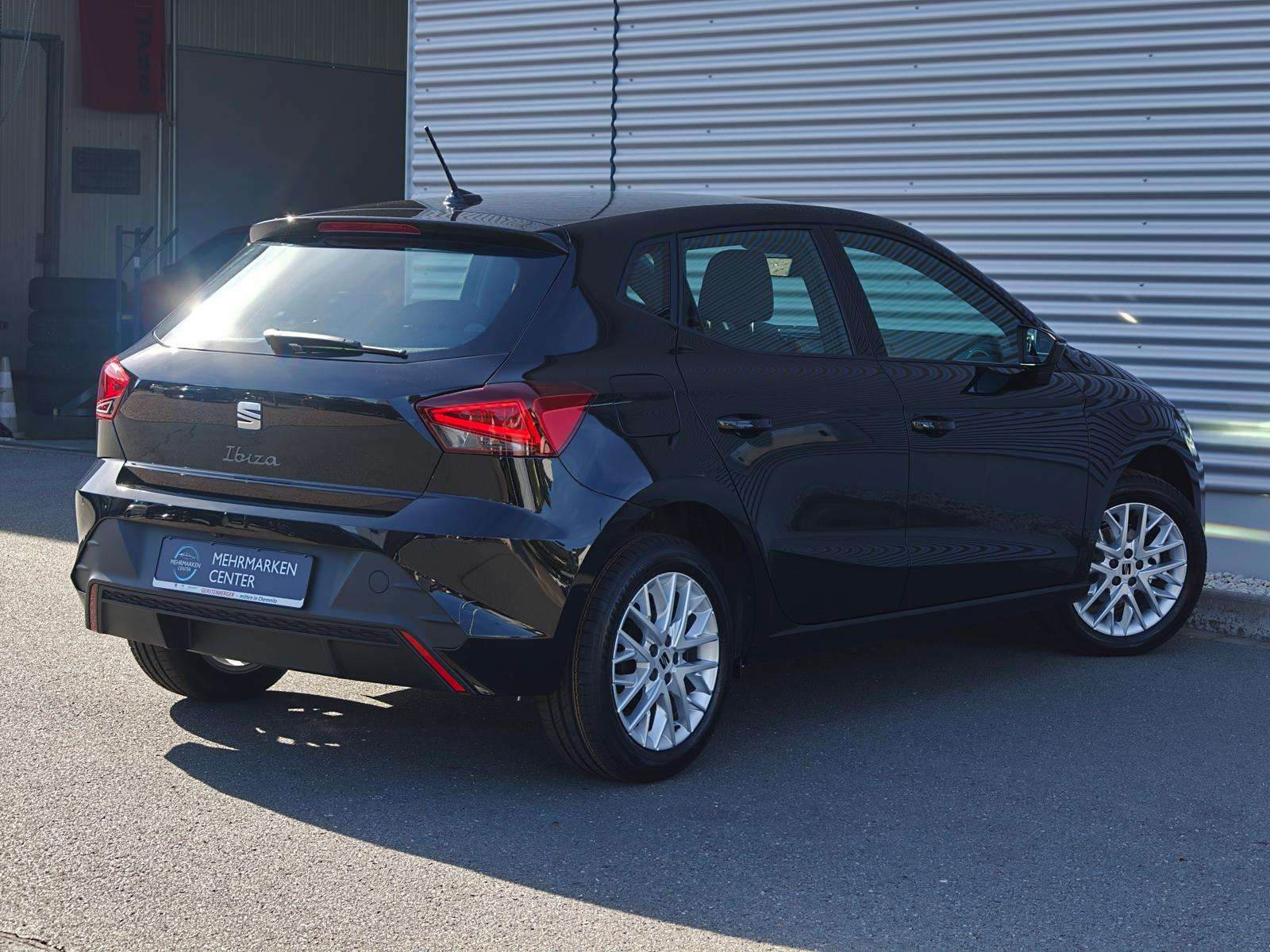 Fahrzeugbild eines SEAT Ibiza