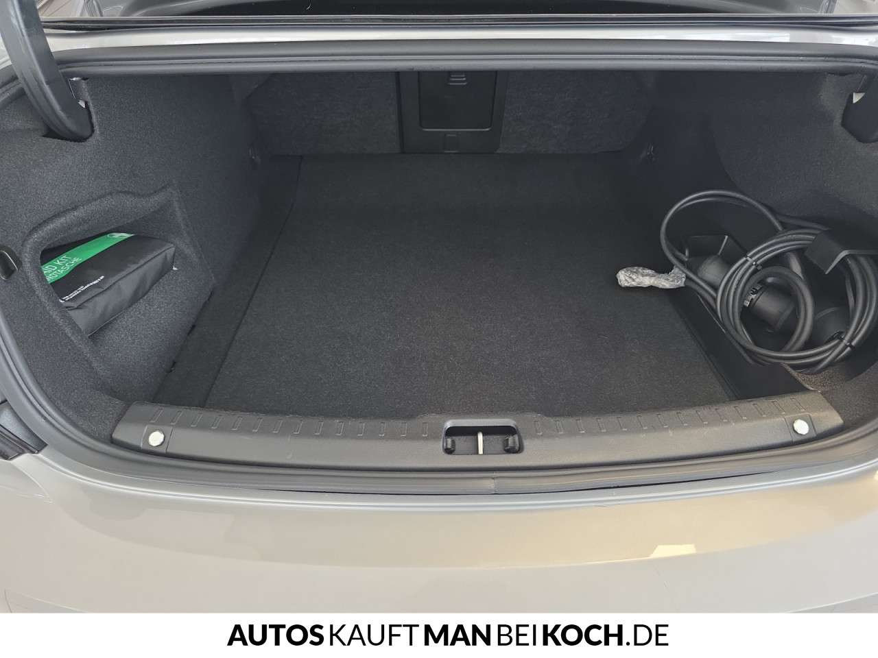 Fahrzeugbild eines Volvo S90