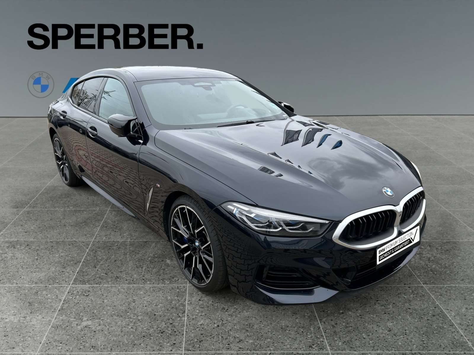 Fahrzeugbild eines BMW 8er-Reihe