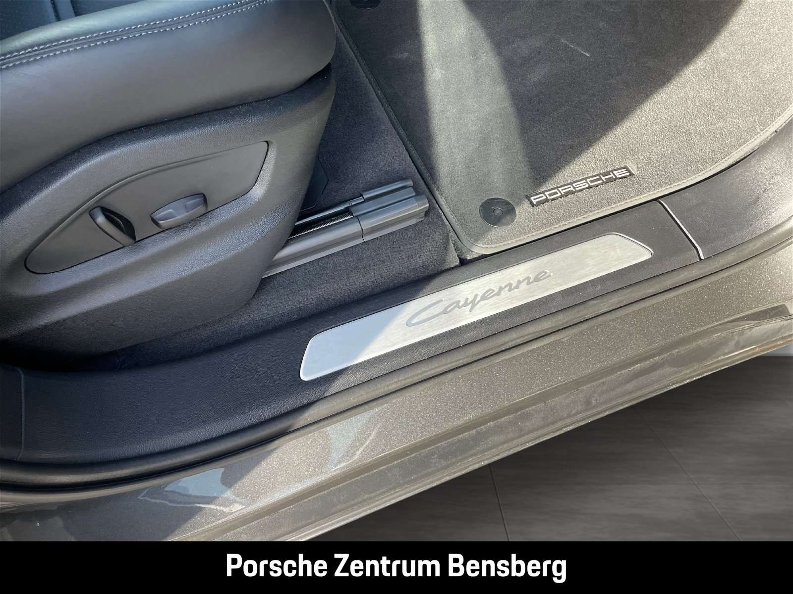 Fahrzeugbild eines Porsche Cayenne