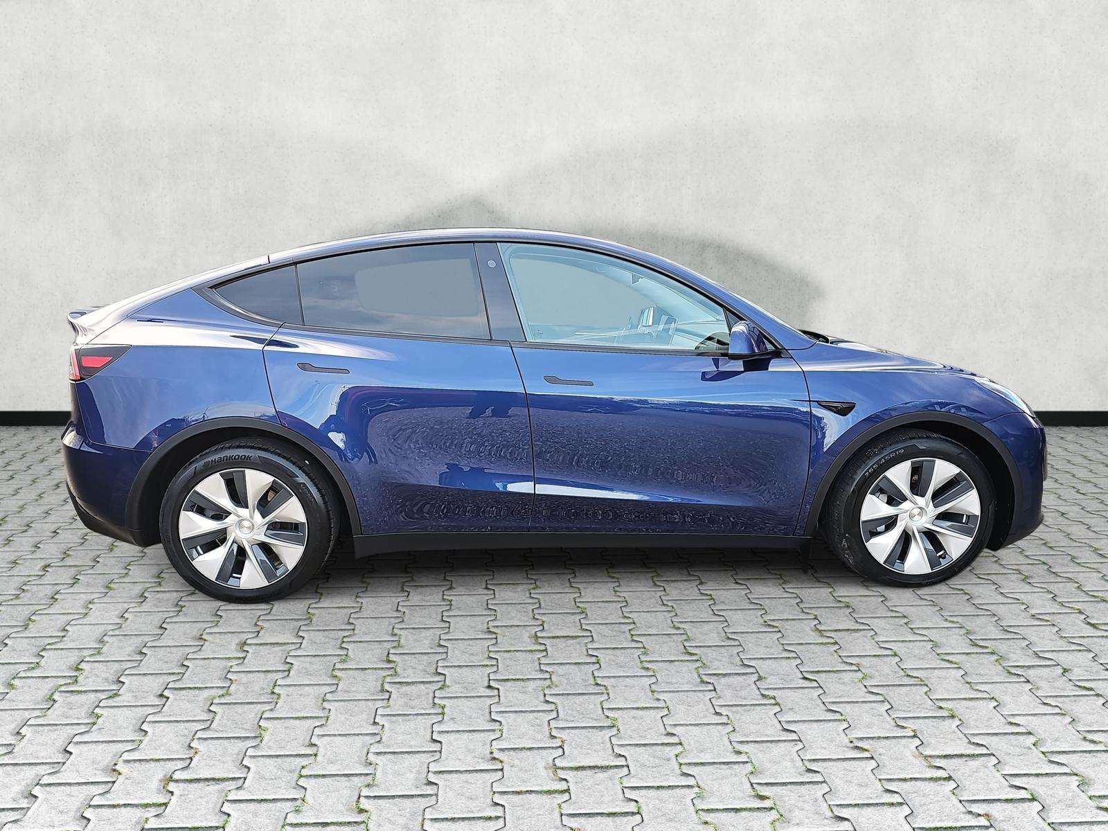 Fahrzeugbild eines TESLA Model Y