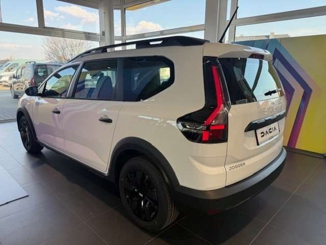Fahrzeugbild eines Dacia Jogger