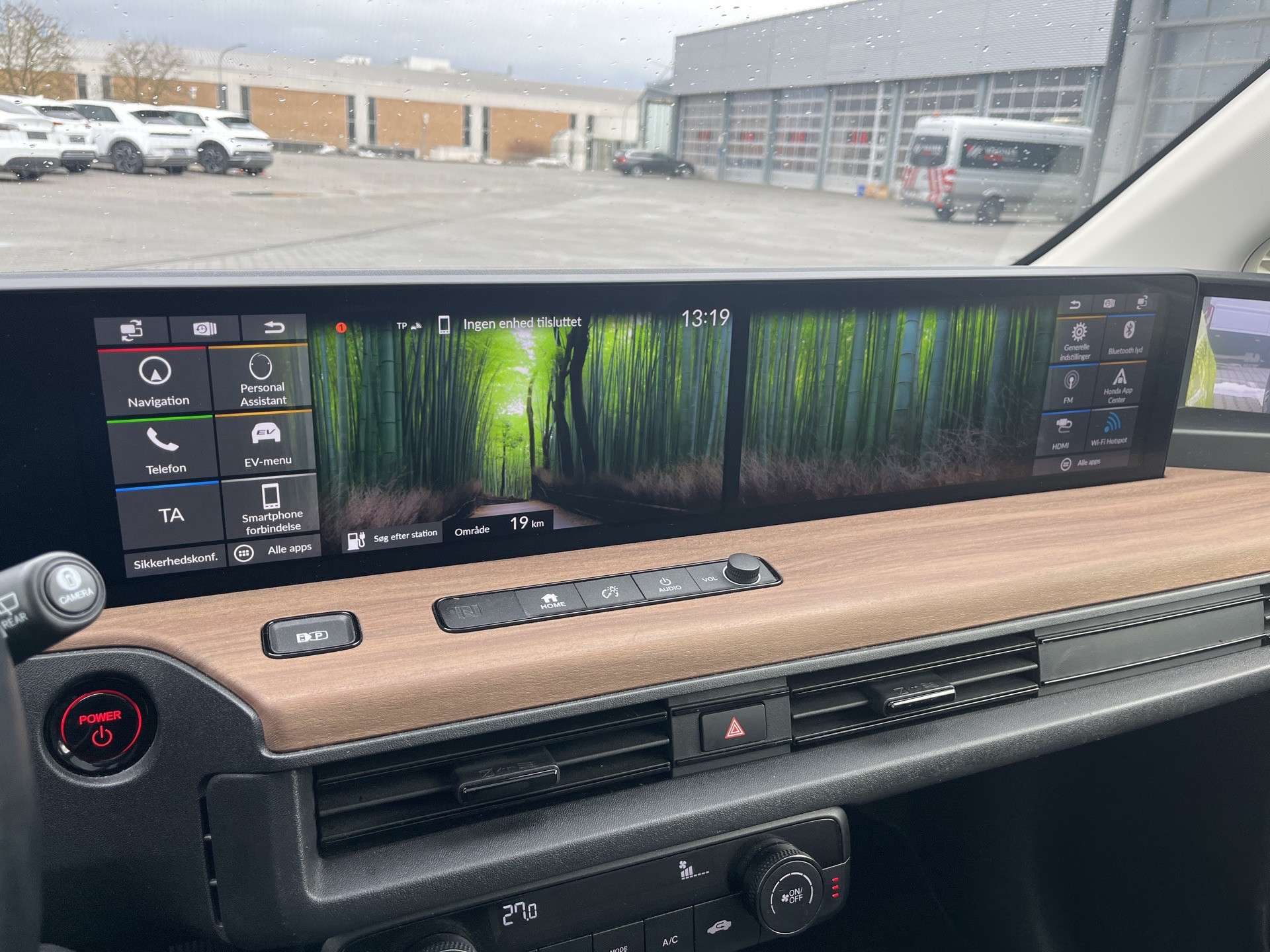 Fahrzeugbild eines Honda Honda e