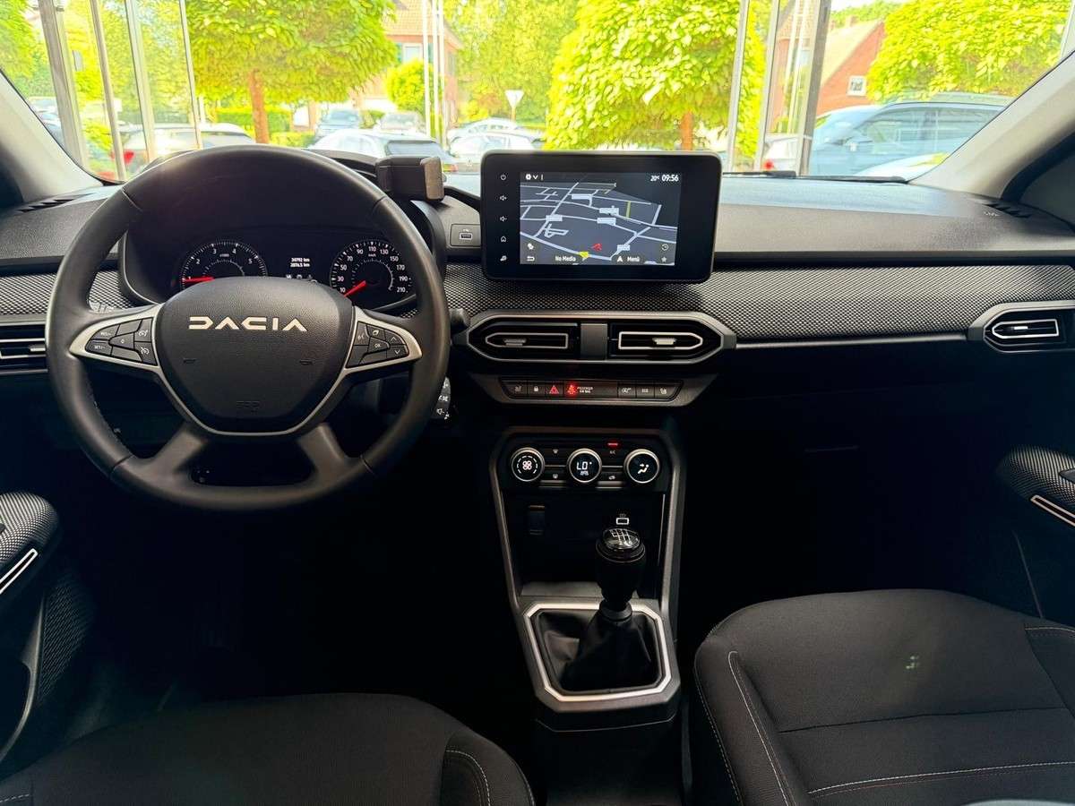 Fahrzeugbild eines Dacia Jogger