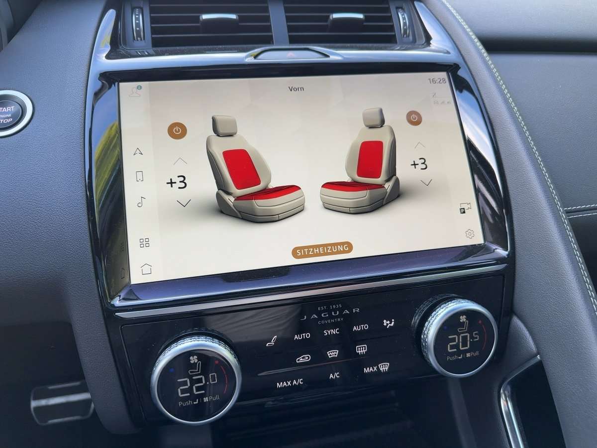 Fahrzeugbild eines Jaguar E-PACE