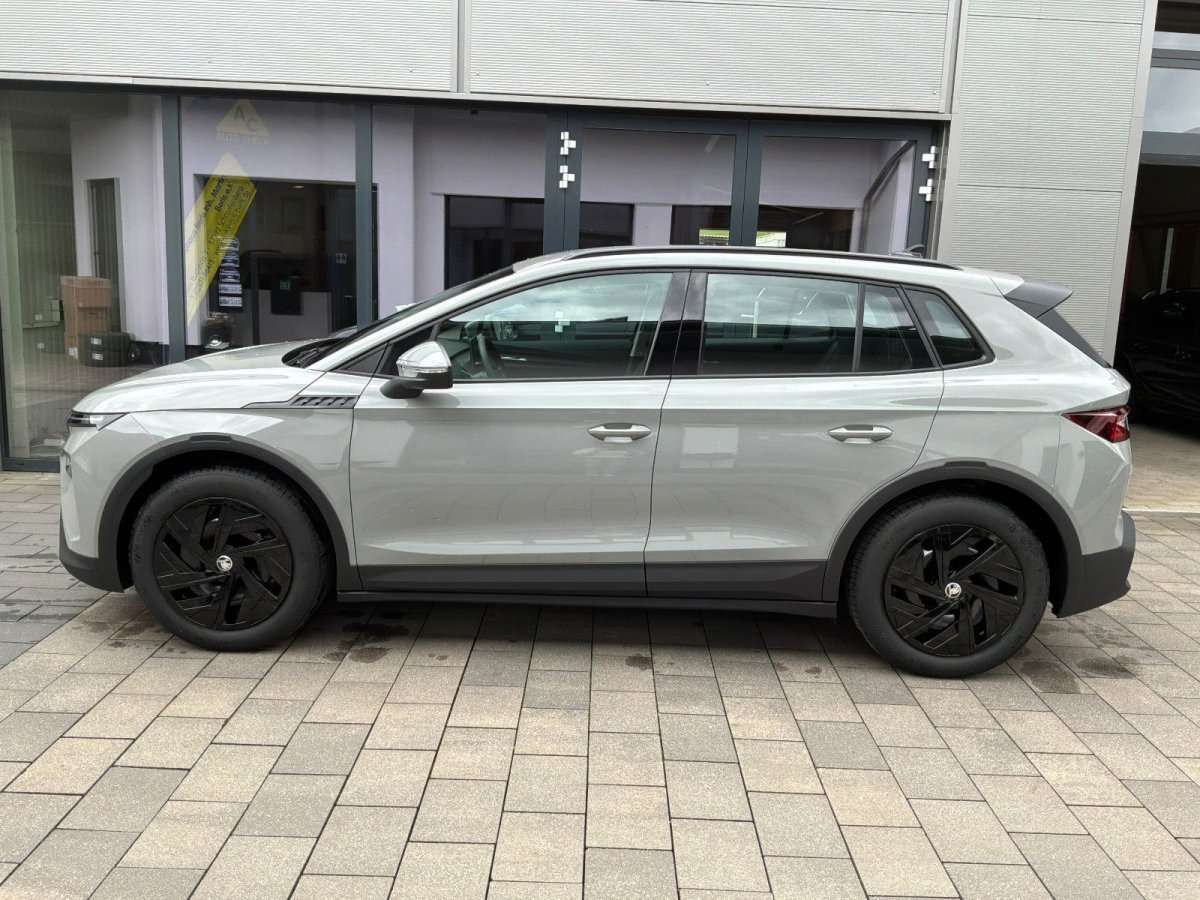 Fahrzeugbild eines Skoda ELROQ