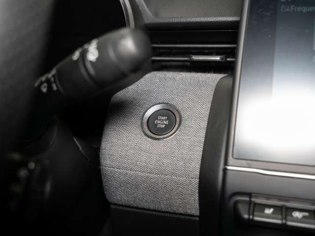 Fahrzeugbild eines Renault Clio