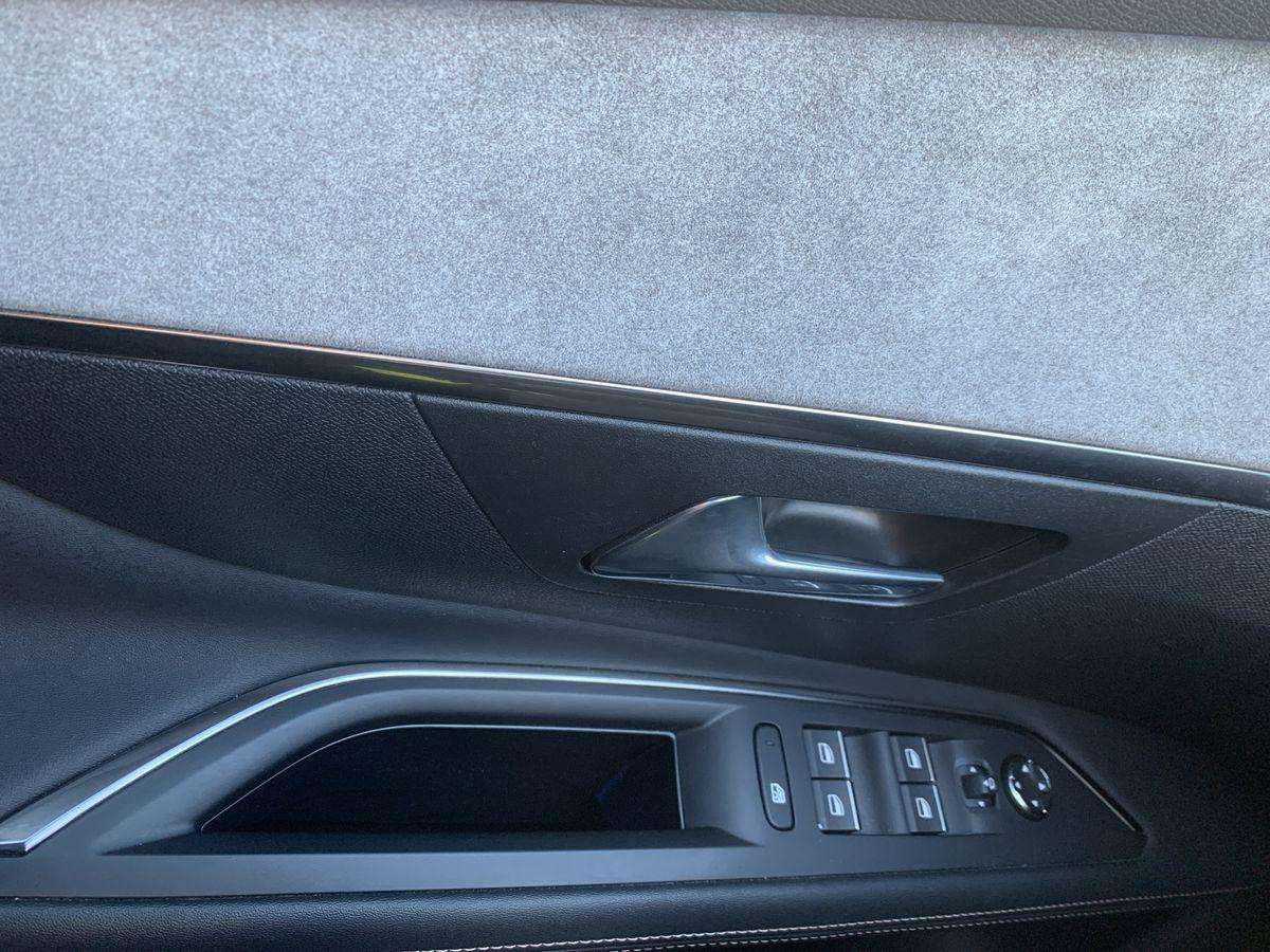 Fahrzeugbild eines Peugeot 3008