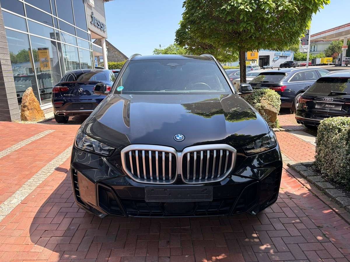 Fahrzeugbild eines BMW X5
