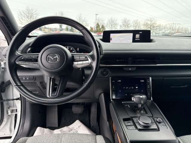 Fahrzeugbild eines Mazda MX-30