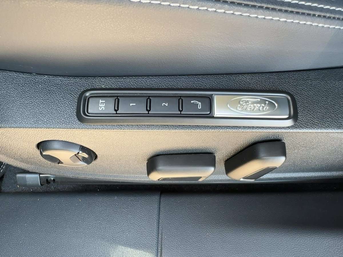 Fahrzeugbild eines Ford Explorer