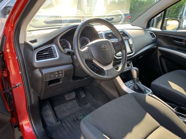 Fahrzeugbild eines Suzuki S-Cross