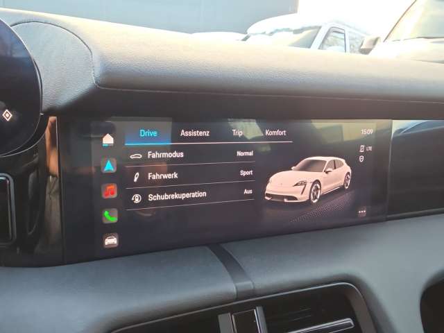 Fahrzeugbild eines Porsche Taycan