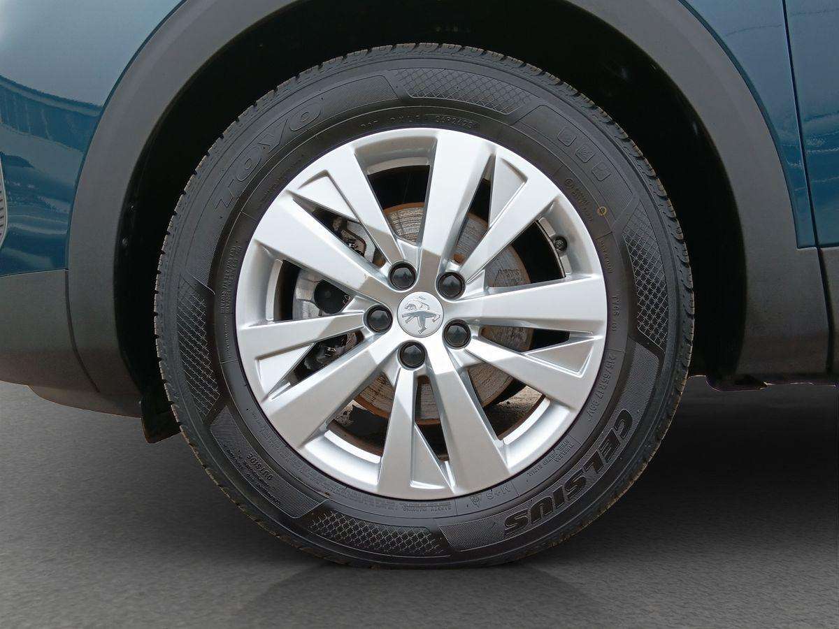 Fahrzeugbild eines Peugeot 3008