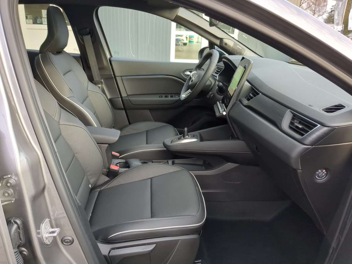 Fahrzeugbild eines Mitsubishi Grandis