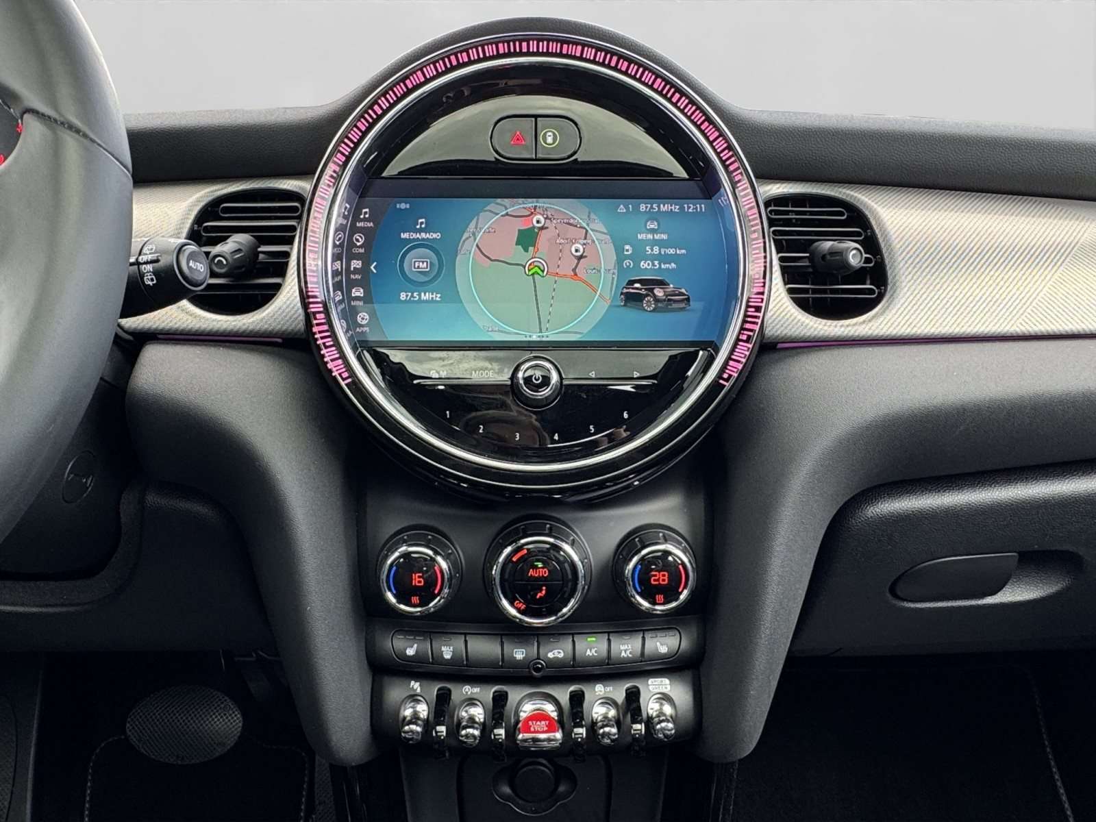 Fahrzeugbild eines MINI COOPER