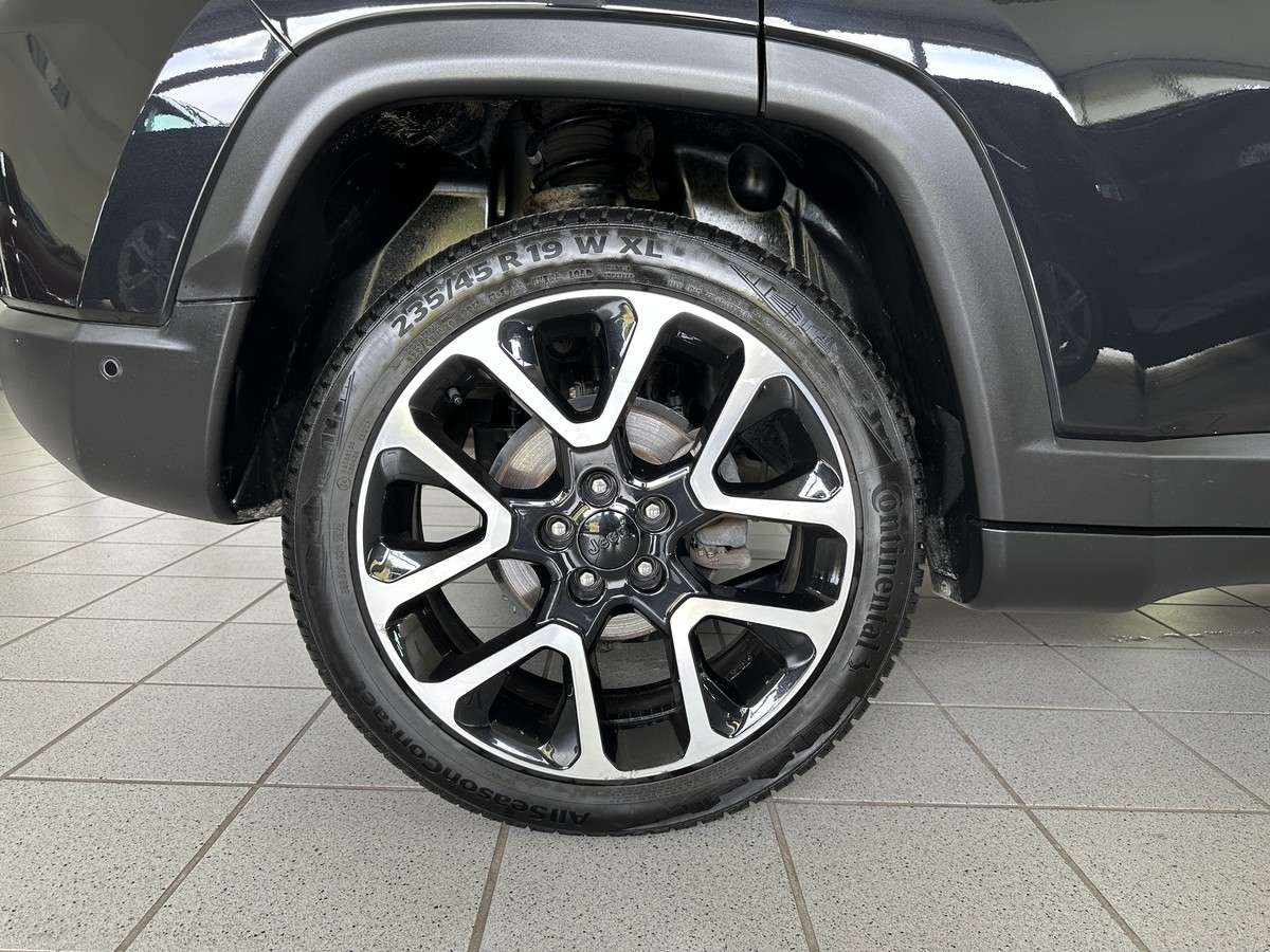 Fahrzeugbild eines Jeep Compass
