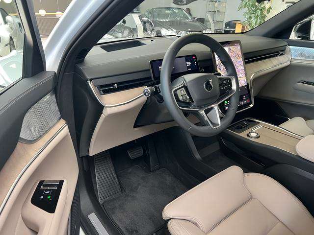 Fahrzeugbild eines Volvo EX90