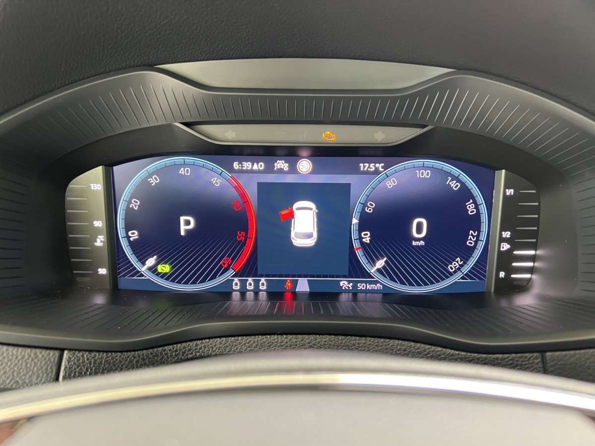Fahrzeugbild eines Skoda Karoq