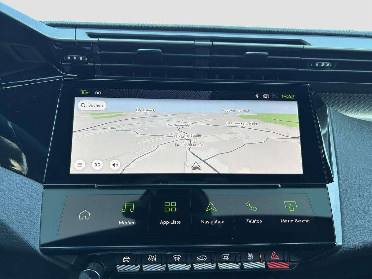 Fahrzeugbild eines Peugeot 408