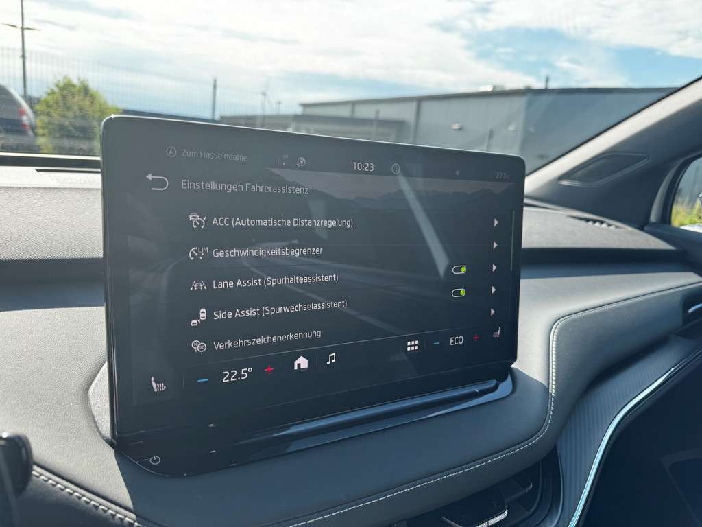 Fahrzeugbild eines Skoda ENYAQ