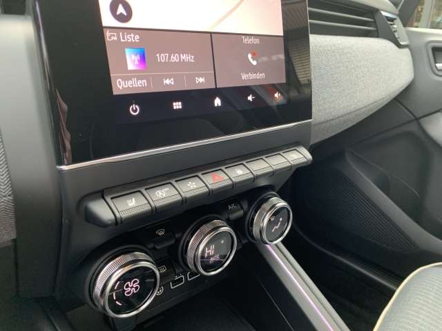 Fahrzeugbild eines Renault Clio