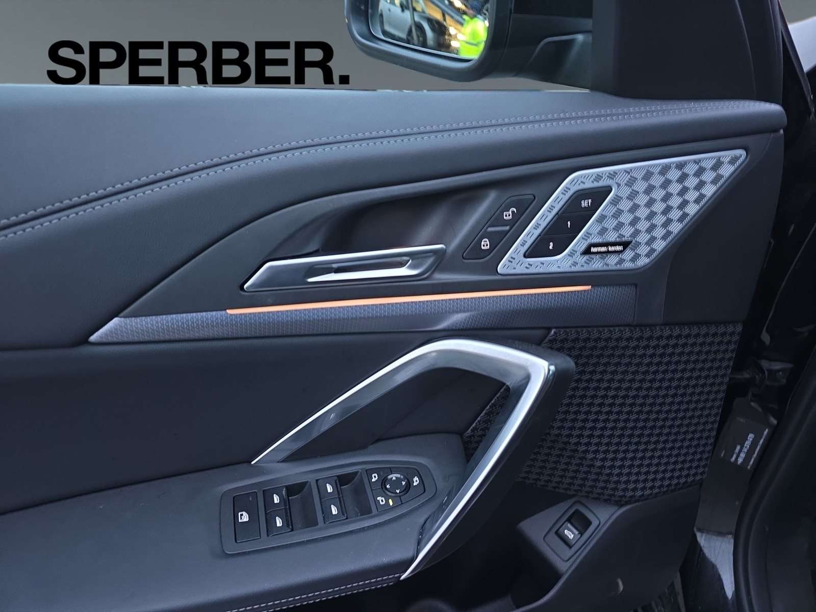 Fahrzeugbild eines BMW X1