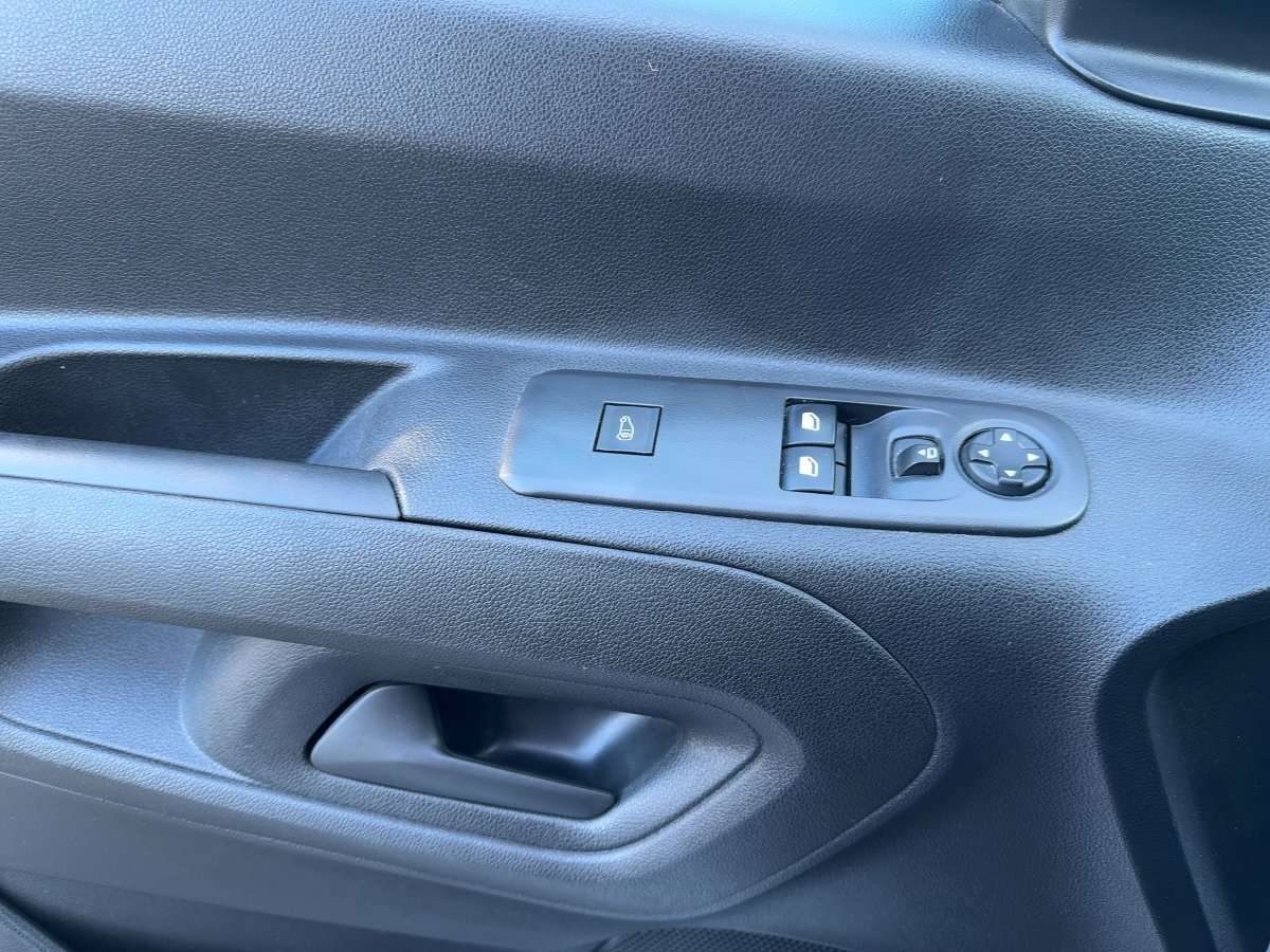 Fahrzeugbild eines Opel Combo