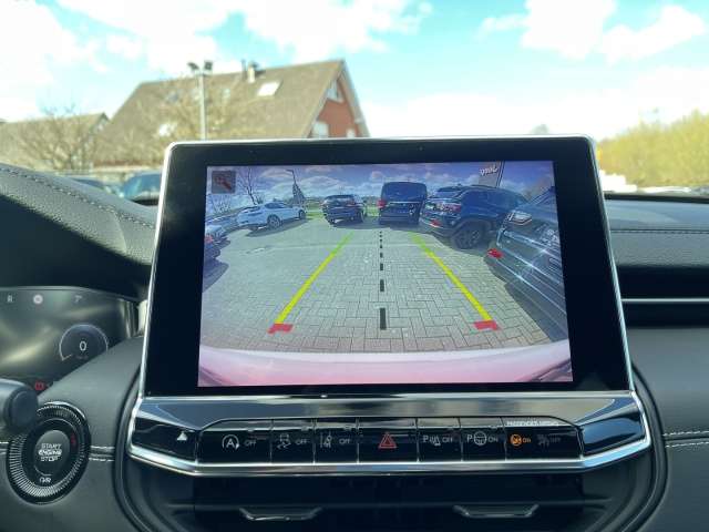 Fahrzeugbild eines Jeep Compass