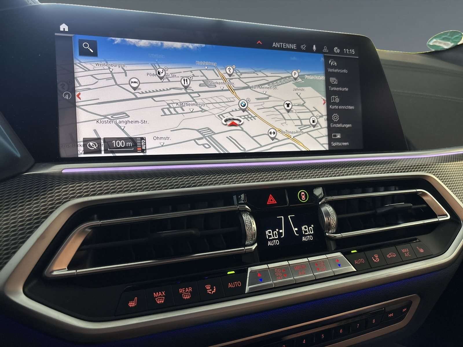 Fahrzeugbild eines BMW X6