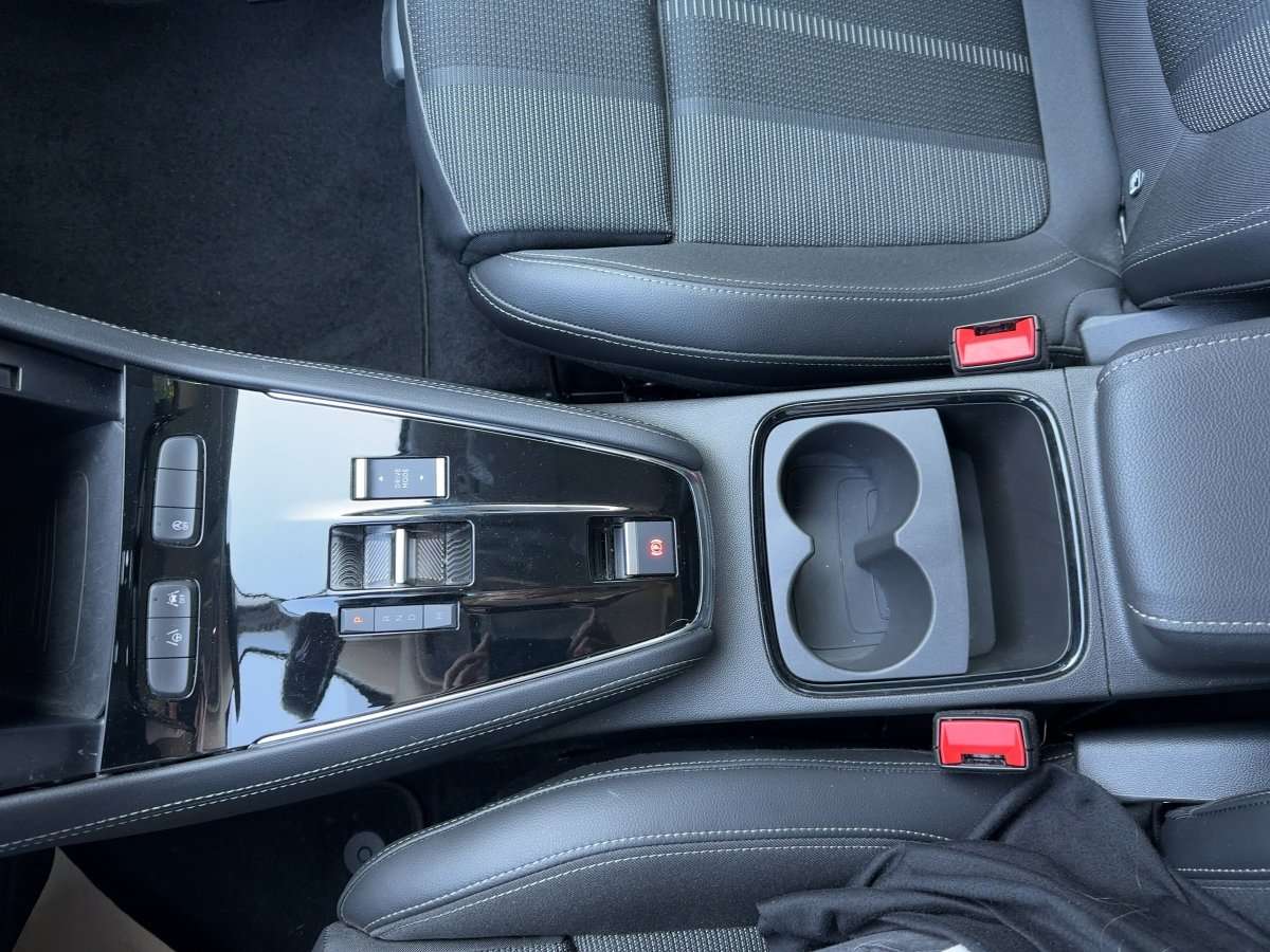 Fahrzeugbild eines Opel Grandland X
