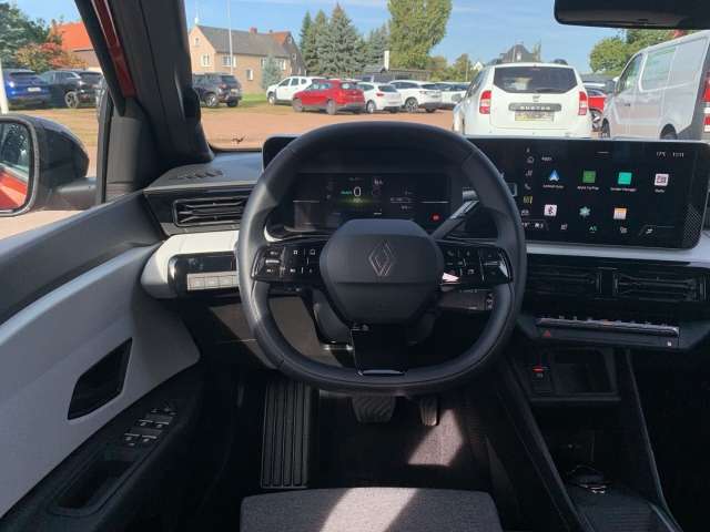 Fahrzeugbild eines Renault 4 E-TECH
